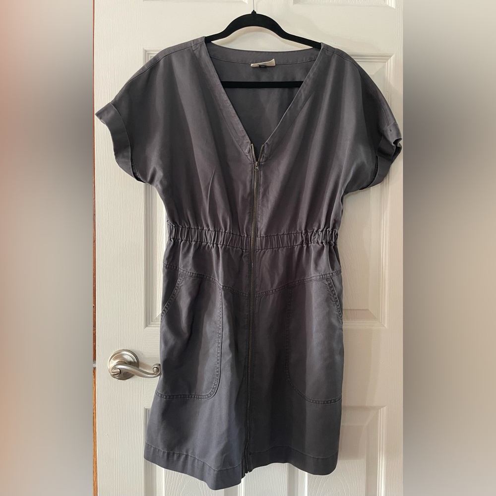 Universal Thread Charcoal Short-Sleeve Utility Dress
